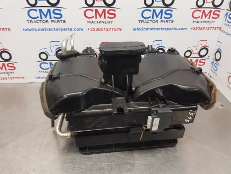 New Holland T5.95, T4, T5, Case Cab Heater Box Assembly 84481759, 84579701 - Chauffage/ Ventilation pour Tracteur agricole: photos 2 New Holland T5.95, T4, T5, Case Cab Heater Box Assembly 84481759, 84579701 - Chauffage/ Ventilation pour Tracteur agricole: photos 2