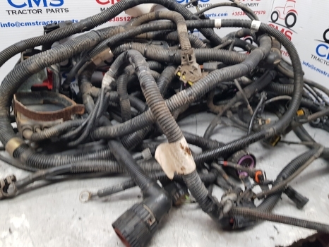 New Holland T7.200 Engine Front Frame Wiring Loom Wiring Loom - Câble/ Fil pour Tracteur agricole: photos 2 New Holland T7.200 Engine Front Frame Wiring Loom Wiring Loom - Câble/ Fil pour Tracteur agricole: photos 2