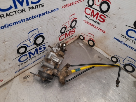 New Holland T7 Case Puma Ser T7030 Air Trailer Brake Valve 4700152570, 82030571 - Valve de frein pour Machine agricole: photos 2 New Holland T7 Case Puma Ser T7030 Air Trailer Brake Valve 4700152570, 82030571 - Valve de frein pour Machine agricole: photos 2