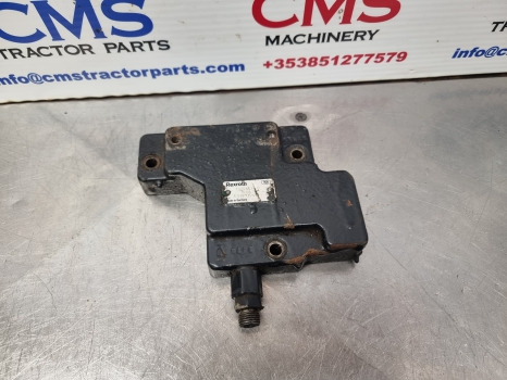 New Holland T7, Tm, T7000, Tm7000 Ser Tm130, Tm120 Control Valve Plate 5195157 - Hydraulique: photos 1 New Holland T7, Tm, T7000, Tm7000 Ser Tm130, Tm120 Control Valve Plate 5195157 - Hydraulique: photos 1