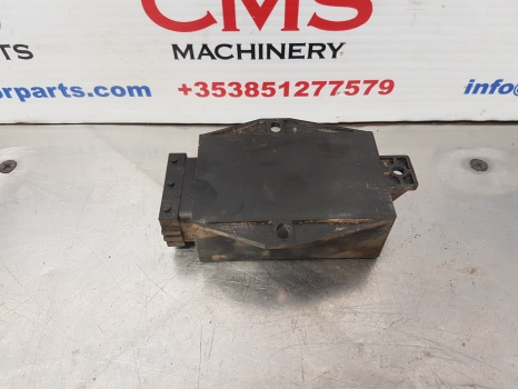 New Holland T7040, T7000, Tsa, Mxm, Mxu, Maxxum, Flasher Unit 87373529 - Système électrique pour Machine agricole: photos 4 New Holland T7040, T7000, Tsa, Mxm, Mxu, Maxxum, Flasher Unit 87373529 - Système électrique pour Machine agricole: photos 4