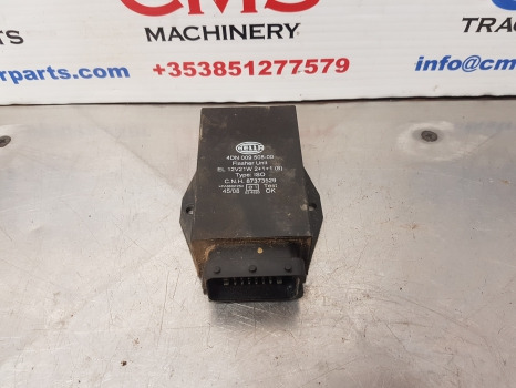 New Holland T7040, T7000, Tsa, Mxm, Mxu, Maxxum, Flasher Unit 87373529 - Système électrique pour Machine agricole: photos 1 New Holland T7040, T7000, Tsa, Mxm, Mxu, Maxxum, Flasher Unit 87373529 - Système électrique pour Machine agricole: photos 1
