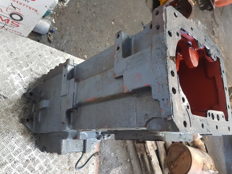 New Holland Tm, 60 Transmission Housing 5164693, 5181429, 5183646, 47125543 - Boîte de vitesse: photos 5 New Holland Tm, 60 Transmission Housing 5164693, 5181429, 5183646, 47125543 - Boîte de vitesse: photos 5