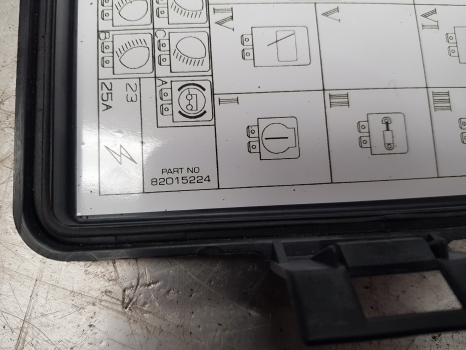New Holland Tm115, Tm125, Tm135 Hi Lo Cab Wiring Loom Assy 82015224, 82020899 - Câble/ Fil pour Tracteur agricole: photos 2 New Holland Tm115, Tm125, Tm135 Hi Lo Cab Wiring Loom Assy 82015224, 82020899 - Câble/ Fil pour Tracteur agricole: photos 2