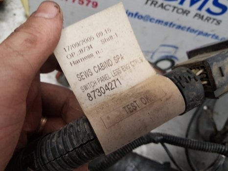 New Holland Tsa Series Cab Wiring Loom 87313607, 82035387, 82039441, 87304271 - Câble/ Fil pour Tracteur agricole: photos 5 New Holland Tsa Series Cab Wiring Loom 87313607, 82035387, 82039441, 87304271 - Câble/ Fil pour Tracteur agricole: photos 5