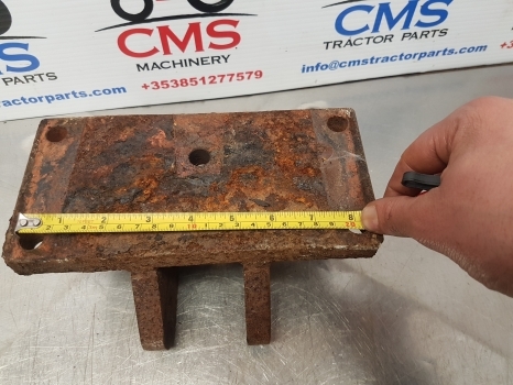Fiat 70-90, 76, 86, 90 Ford 30, Top Link Bracket 5150842, 5128399, 47579612 - Pièces de rechange pour Tracteur agricole: photos 5 Fiat 70-90, 76, 86, 90 Ford 30, Top Link Bracket 5150842, 5128399, 47579612 - Pièces de rechange pour Tracteur agricole: photos 5