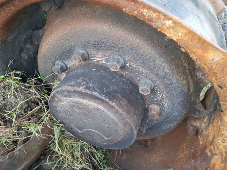 Renault Ares 656 Rx/rz Front Axle Complete 150017, Carraro 20.29si - Essieu et pièces: photos 4 Renault Ares 656 Rx/rz Front Axle Complete 150017, Carraro 20.29si - Essieu et pièces: photos 4