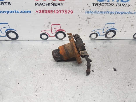 Same Deutz Lamborghini Rubin 120 Front Axle King Pin Top 0.010.4626.0/20 - Essieu avant pour Tracteur agricole: photos 3 Same Deutz Lamborghini Rubin 120 Front Axle King Pin Top 0.010.4626.0/20 - Essieu avant pour Tracteur agricole: photos 3