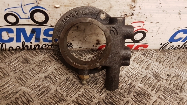 Same Rubin 120, 150 Iron, Silver, Titan Transmission Oil Flange 0.008.5312.4 - Transmission pour Tracteur agricole: photos 1 Same Rubin 120, 150 Iron, Silver, Titan Transmission Oil Flange 0.008.5312.4 - Transmission pour Tracteur agricole: photos 1