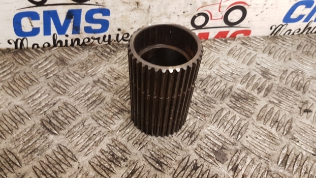 Same Rubin 120 Iron, Silver, Titan Series Transmission Gear Z34 0.0084499.0/10 - Transmission pour Tracteur agricole: photos 3 Same Rubin 120 Iron, Silver, Titan Series Transmission Gear Z34 0.0084499.0/10 - Transmission pour Tracteur agricole: photos 3