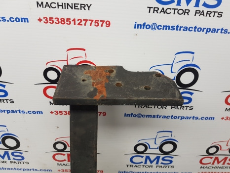 T5000, Tl, Tla, Case Jxu Series, Foot Step Assy Rhs 5184803, 82007963, 82007964 - Marchepied pour Machine agricole: photos 3 T5000, Tl, Tla, Case Jxu Series, Foot Step Assy Rhs 5184803, 82007963, 82007964 - Marchepied pour Machine agricole: photos 3