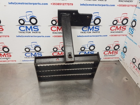 T5000, Tl, Tla, Case Jxu Series, Foot Step Rhs 5182170, 82007964 - Marchepied: photos 3 T5000, Tl, Tla, Case Jxu Series, Foot Step Rhs 5182170, 82007964 - Marchepied: photos 3