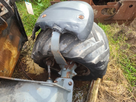 Wacker Neuson Th412 Front Rear Axle Mudguard Bracket Kit - Aile: photos 2 Wacker Neuson Th412 Front Rear Axle Mudguard Bracket Kit - Aile: photos 2