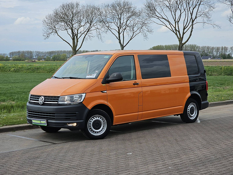 Volkswagen Transporter 2.0 TDI L2 Dubbel Cabine AC! - Fourgonnette: photos 2 Volkswagen Transporter 2.0 TDI L2 Dubbel Cabine AC! - Fourgonnette: photos 2