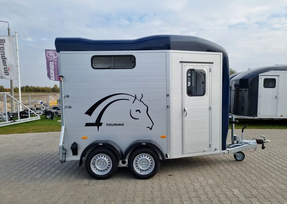 CHEVAL LIBERTÉ Touring Country + siodlarnia | przyczepa dla dwóch koni z rampą z przodu | 2000 kg DMC - Van chevaux: photos 4 CHEVAL LIBERTÉ Touring Country + siodlarnia | przyczepa dla dwóch koni z rampą z przodu | 2000 kg DMC - Van chevaux: photos 4