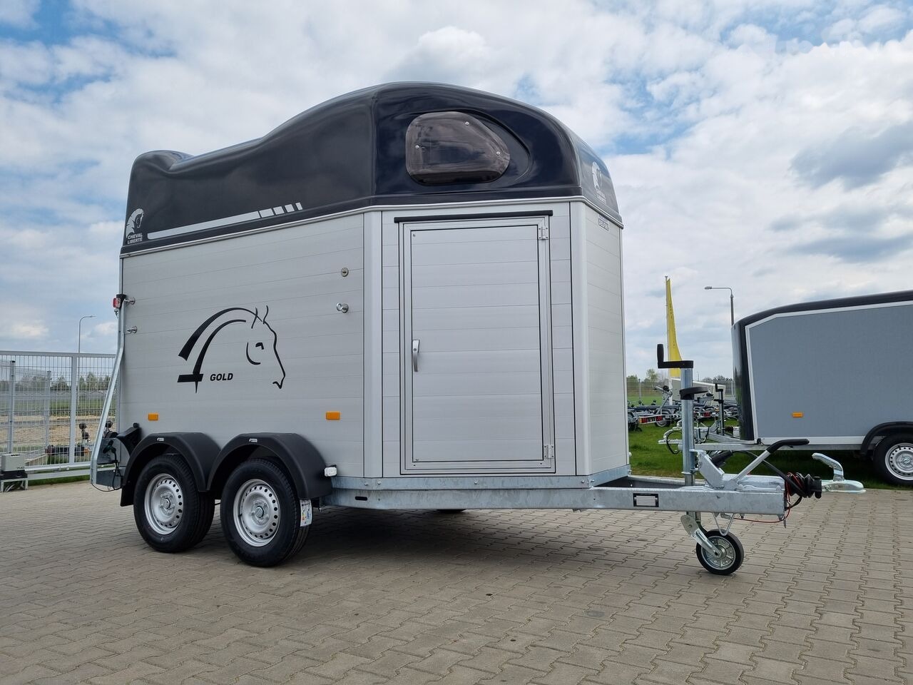 Cheval Liberté Gold First Alu for two horses with tack room 2000 kg GVW trailer - Van chevaux: photos 4 Cheval Liberté Gold First Alu for two horses with tack room 2000 kg GVW trailer - Van chevaux: photos 4