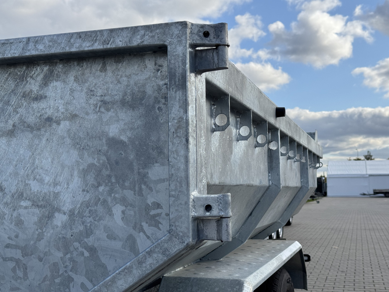 NIEWIADÓW KPW3530.18HT EPP | 300×180cm / 3500kg / kiper wywrotka tipper, muldenkipper - Remorque benne: photos 5 NIEWIADÓW KPW3530.18HT EPP | 300×180cm / 3500kg / kiper wywrotka tipper, muldenkipper - Remorque benne: photos 5