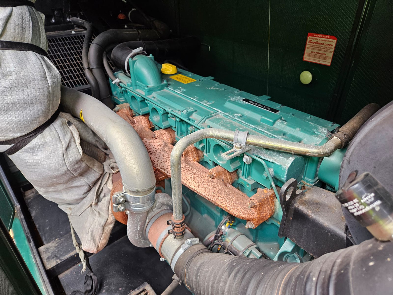 VOLVO TAD 720 GE DIESEL GENERATOR 120KW 150KVA 250 HOURS VOLVO TAD 720 GE DIESEL GENERATOR 120KW 150KVA 250 HOURS - Outil/ Équipement: photos 2 VOLVO TAD 720 GE DIESEL GENERATOR 120KW 150KVA 250 HOURS VOLVO TAD 720 GE DIESEL GENERATOR 120KW 150KVA 250 HOURS - Outil/ Équipement: photos 2