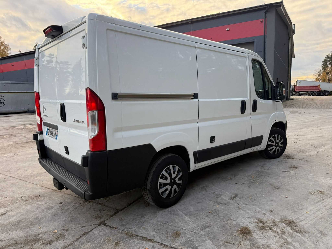 Citroën JUMPER L1H1, 2.0 HDi , klima , navi,kamera z Francji 122484 km - Autre matériel: photos 5 Citroën JUMPER L1H1, 2.0 HDi , klima , navi,kamera z Francji 122484 km - Autre matériel: photos 5