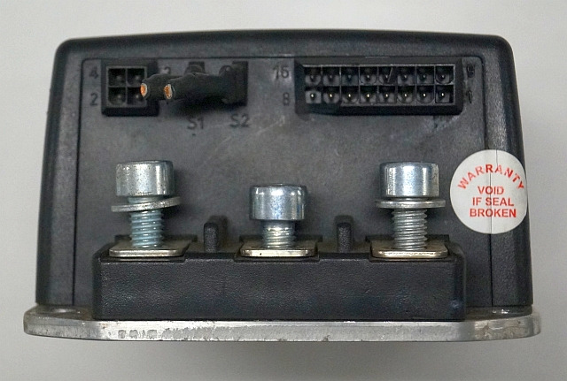 BT 169072-008 | Curtis model 1243C-4277 24-36V200A from LPE 200/8 year 2008 sn. - Bloc de gestion pour Matériel de manutention: photos 2 BT 169072-008 | Curtis model 1243C-4277 24-36V200A from LPE 200/8 year 2008 sn. - Bloc de gestion pour Matériel de manutention: photos 2