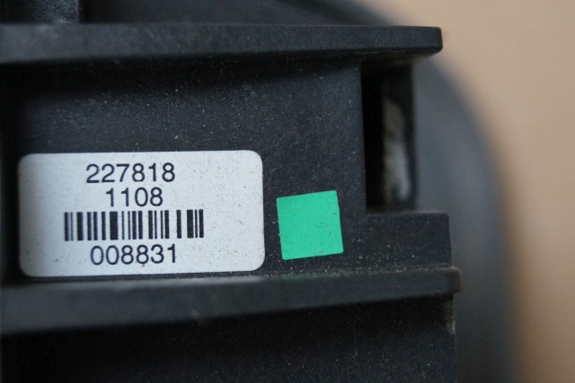 BT 227818 | Steering wheel complete for BT RR 1108 008831 - Moteur hydraulique pour Matériel de manutention: photos 2 BT 227818 | Steering wheel complete for BT RR 1108 008831 - Moteur hydraulique pour Matériel de manutention: photos 2