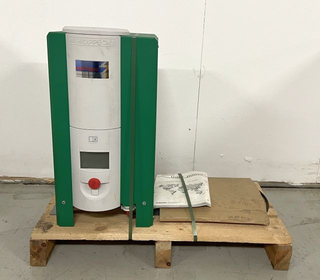 Hoppecke 8361039 | Trak Basic 24V25A sn. 53213918 Year 2009 80A Rema battery con Trak Basic 24V25A sn. 53213918 Year 2009 80A Rema battery connector - Accumulateur pour Matériel de manutention: photos 1 Hoppecke 8361039 | Trak Basic 24V25A sn. 53213918 Year 2009 80A Rema battery con Trak Basic 24V25A sn. 53213918 Year 2009 80A Rema battery connector - Accumulateur pour Matériel de manutention: photos 1