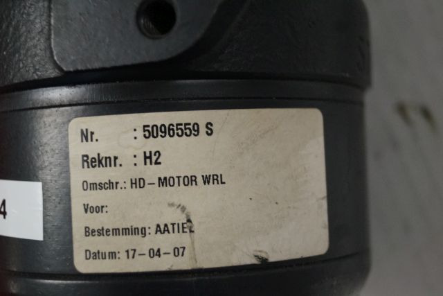 Jungheinrich 26906940 | Stuur motor Steering motor WRL reachtruck till year 2003 - Moteur hydraulique pour Matériel de manutention: photos 3 Jungheinrich 26906940 | Stuur motor Steering motor WRL reachtruck till year 2003 - Moteur hydraulique pour Matériel de manutention: photos 3