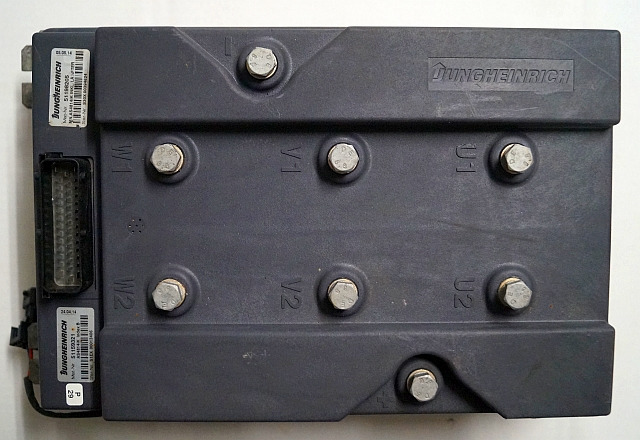 Jungheinrich 51159321 | Rij/hef regeling drive/lifting controller AS4814Ik Index - Bloc de gestion pour Matériel de manutention: photos 1 Jungheinrich 51159321 | Rij/hef regeling drive/lifting controller AS4814Ik Index - Bloc de gestion pour Matériel de manutention: photos 1
