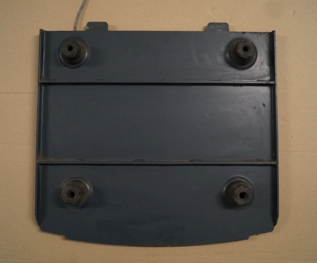 Jungheinrich 51182449 | floor mat ERE225 fixed platform floor mat ERE225 fixed platform - Frame/ Châssis pour Matériel de manutention: photos 3 Jungheinrich 51182449 | floor mat ERE225 fixed platform floor mat ERE225 fixed platform - Frame/ Châssis pour Matériel de manutention: photos 3