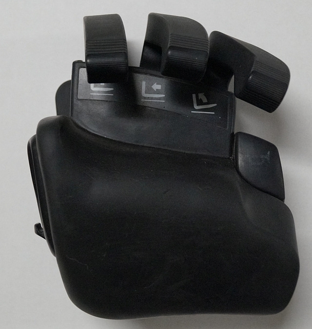 Jungheinrich 51235616 | Controle levers with side shift function Index O sn. P78 - Système électrique pour Matériel de manutention: photos 1 Jungheinrich 51235616 | Controle levers with side shift function Index O sn. P78 - Système électrique pour Matériel de manutention: photos 1