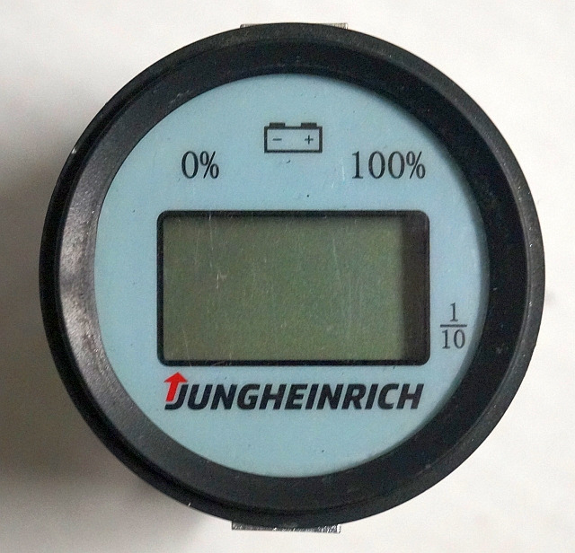 Jungheinrich 51562533 | Battery and Hour indicator MaYi display CYPM-24R-003A-I - Panel de instrumentos pour Matériel de manutention: photos 1 Jungheinrich 51562533 | Battery and Hour indicator MaYi display CYPM-24R-003A-I - Panel de instrumentos pour Matériel de manutention: photos 1