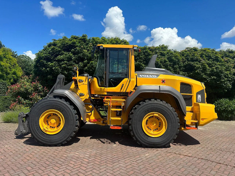Volvo L120 H2 UNUSED - Chargeuse sur pneus: photos 1 Volvo L120 H2 UNUSED - Chargeuse sur pneus: photos 1