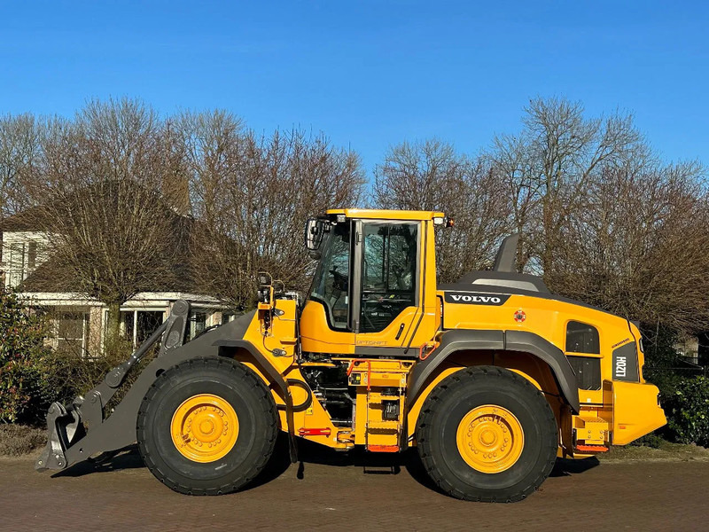 Volvo L120 H2 longboom UNUSED - Chargeuse sur pneus: photos 1 Volvo L120 H2 longboom UNUSED - Chargeuse sur pneus: photos 1