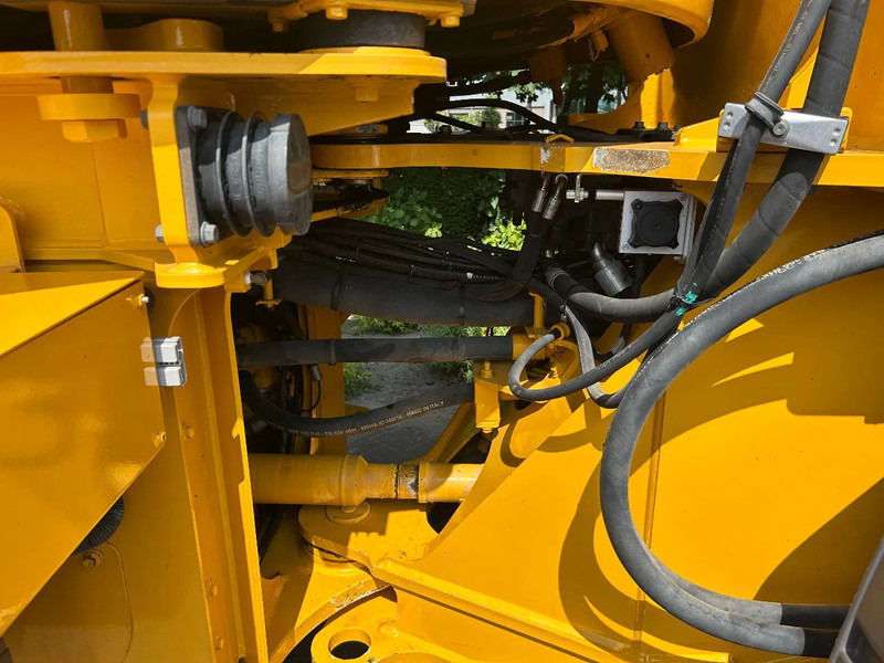 Chargeuse sur pneus neuf Volvo L90 H: photos 10