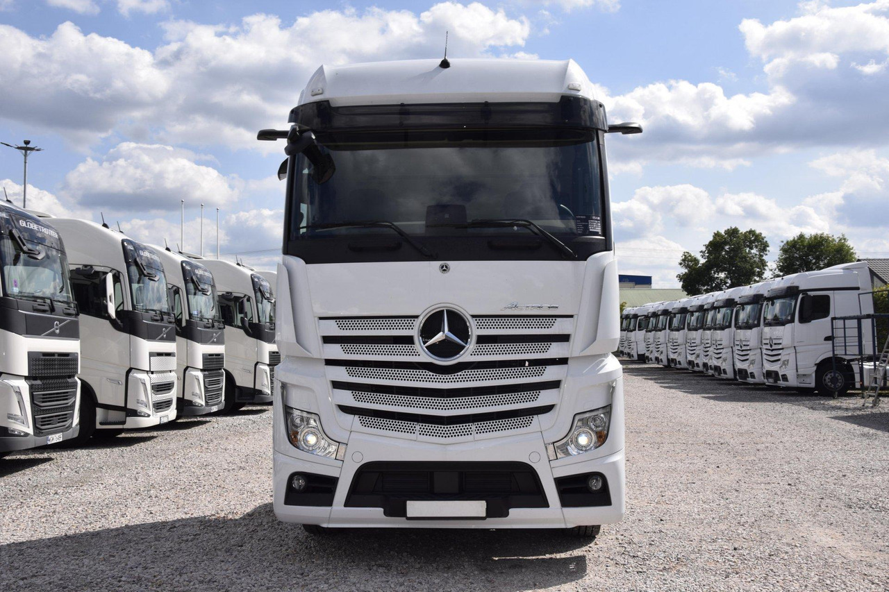 Mercedes-Benz Actros 5 1845 BigSpace - Tracteur routier: photos 2 Mercedes-Benz Actros 5 1845 BigSpace - Tracteur routier: photos 2