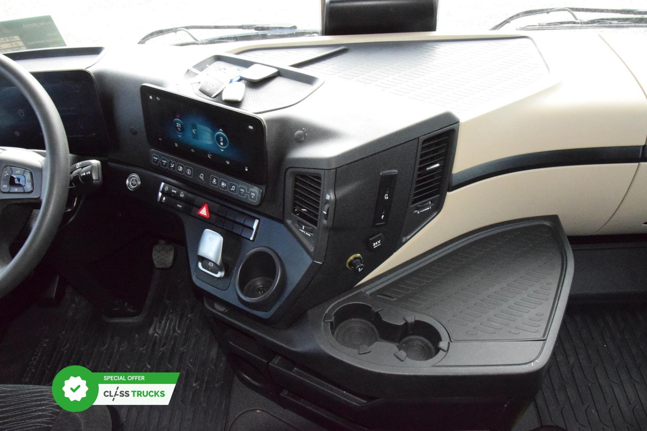 Tracteur routier Mercedes-Benz Actros 5 1845 BigSpace: photos 10 Tracteur routier Mercedes-Benz Actros 5 1845 BigSpace: photos 10