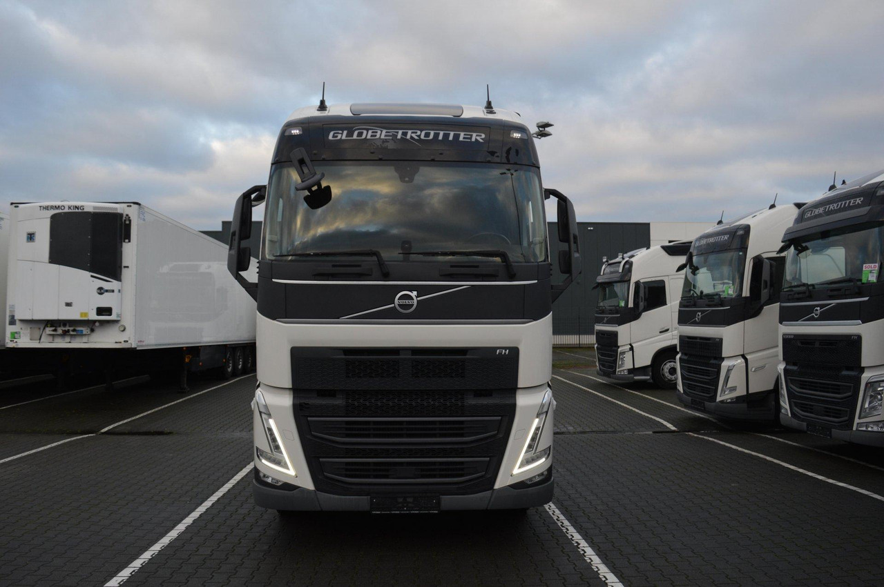 Volvo FH 460 Globetrotter XL i-Save - Tracteur routier: photos 2 Volvo FH 460 Globetrotter XL i-Save - Tracteur routier: photos 2