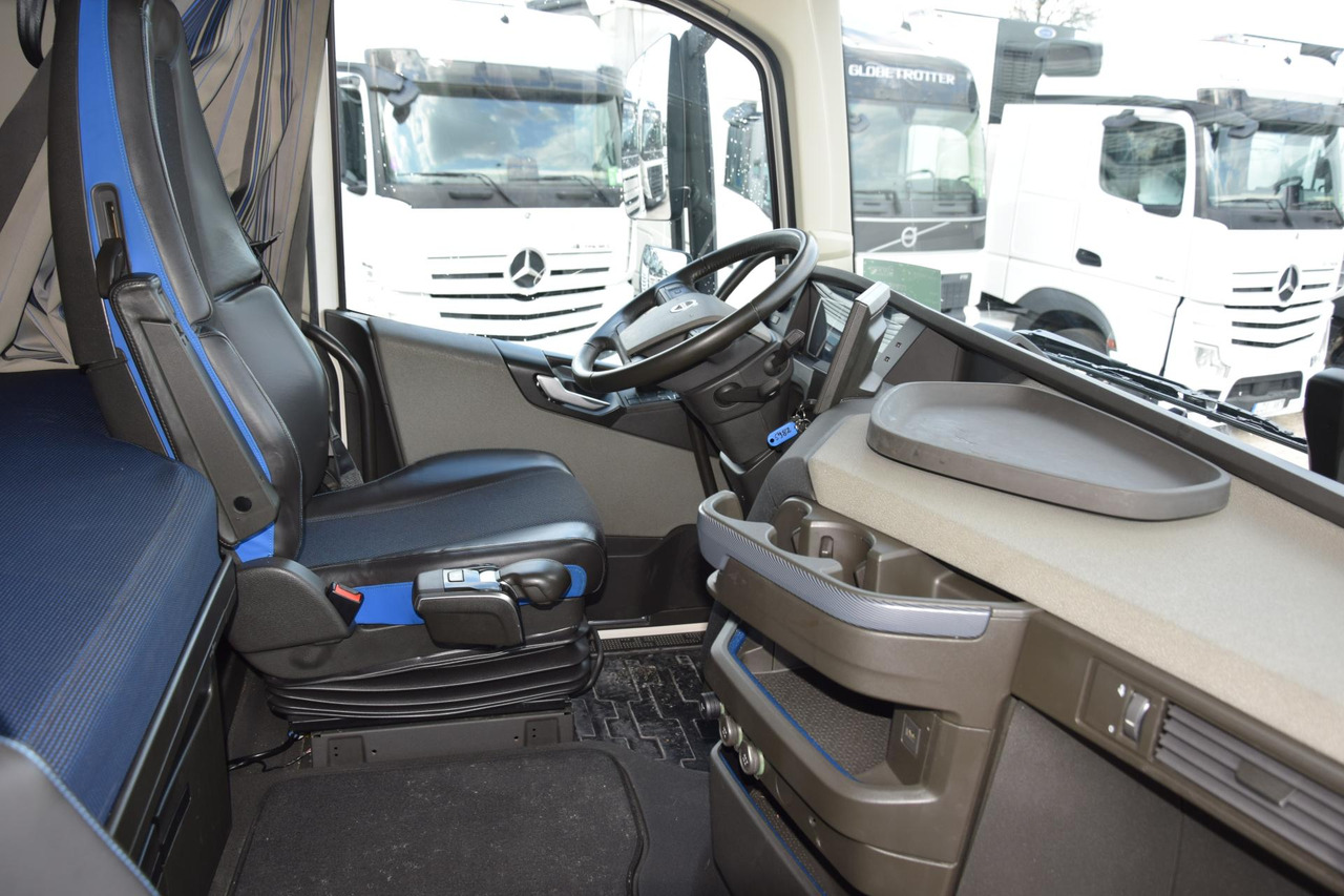 Tracteur routier Volvo FH 500 Globetrotter XL Varios: photos 14