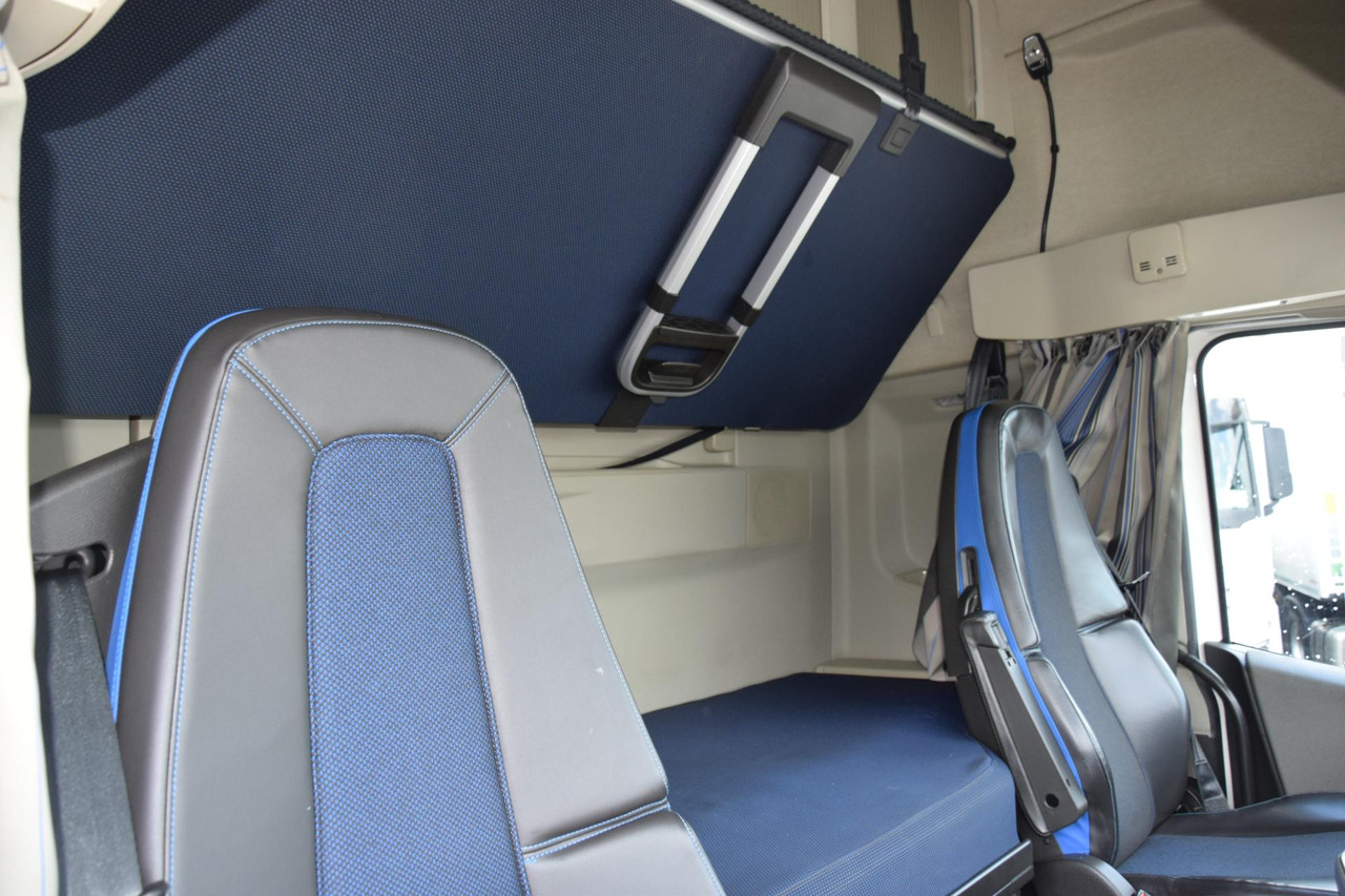Tracteur routier Volvo FH 500 Globetrotter XL Varios: photos 12