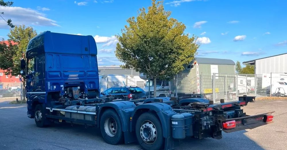 DAF XF 480 |Euro 6 | Automat | Retarder | Mobilna klimatyzacja | 6x2 | oś skrętna podnoszona | 193.000 km - Châssis cabine: photos 4 DAF XF 480 |Euro 6 | Automat | Retarder | Mobilna klimatyzacja | 6x2 | oś skrętna podnoszona | 193.000 km - Châssis cabine: photos 4