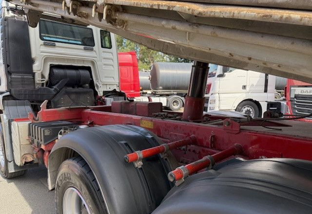 MAN TGS 26.480 6x4 BB | Wywrotka MEILLER | 480 KM | Manual | Hydraulika | Euro5 - Camion benne: photos 4 MAN TGS 26.480 6x4 BB | Wywrotka MEILLER | 480 KM | Manual | Hydraulika | Euro5 - Camion benne: photos 4