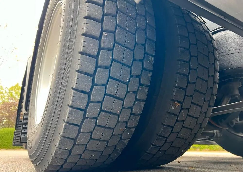 Camion frigorifique MAN TGX 26.470 – Chłodnia z agregatem Thermo King / Retarder / Navi / Euro 6 /6x2: photos 8