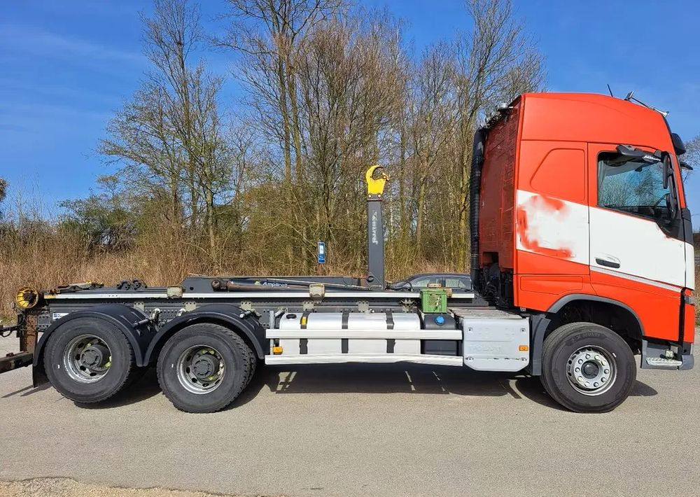 Volvo FH 64 R510 High-Line • 6x4 • Klimatyzacja postojowa • Hakowiec• Euro6 • zawieszenie pneumatyczne - Camion ampliroll: photos 3 Volvo FH 64 R510 High-Line • 6x4 • Klimatyzacja postojowa • Hakowiec• Euro6 • zawieszenie pneumatyczne - Camion ampliroll: photos 3