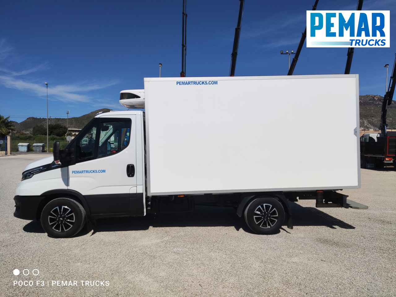 Utilitaire frigorifique IVECO DAILY 35.140 FRIGORIFICO 140 CV EURO 6: photos 8