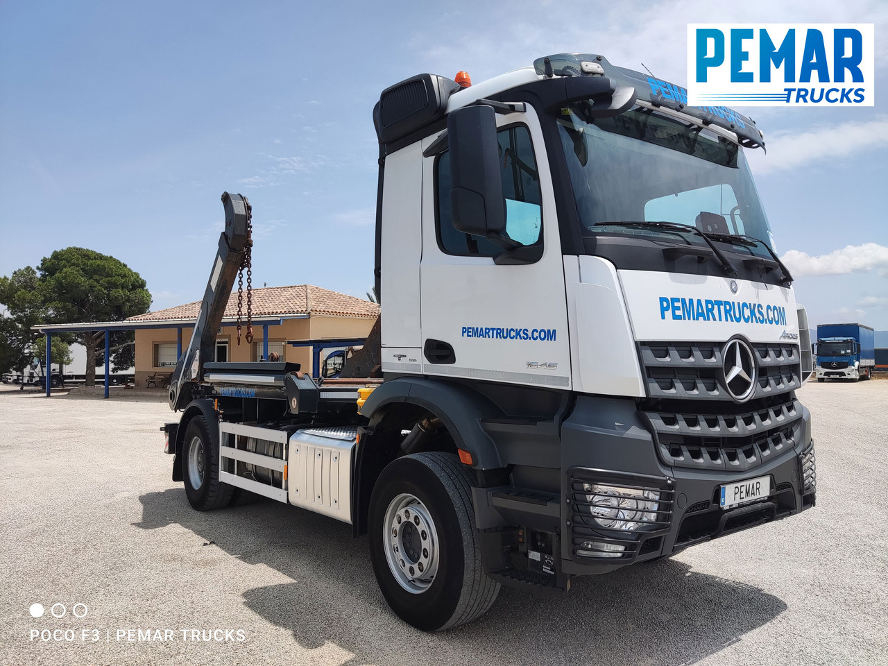 MERCEDES-BENZ AROCS 1845 PORTACONTENEDOR CADENAS - Camion multibenne: photos 4 MERCEDES-BENZ AROCS 1845 PORTACONTENEDOR CADENAS - Camion multibenne: photos 4