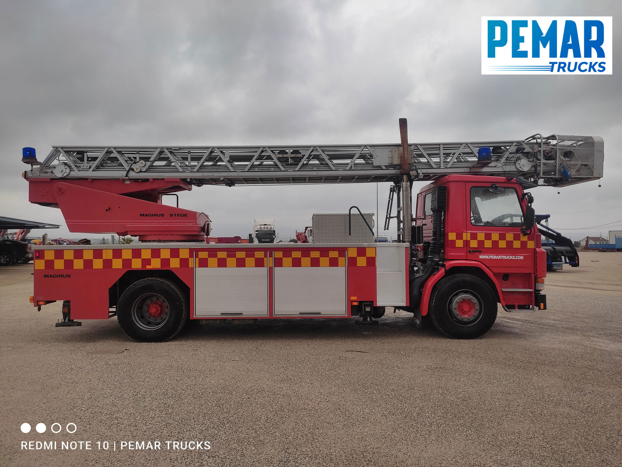SCANIA G93 250 ESCALERA BOMBEROS - Camion de pompier: photos 5 SCANIA G93 250 ESCALERA BOMBEROS - Camion de pompier: photos 5