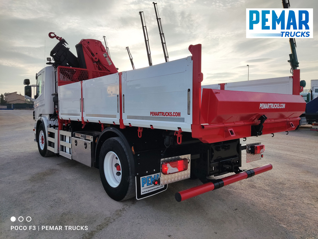 Camion grue SCANIA P 280 GRUA BASCULANTE 18T EURO 6: photos 7