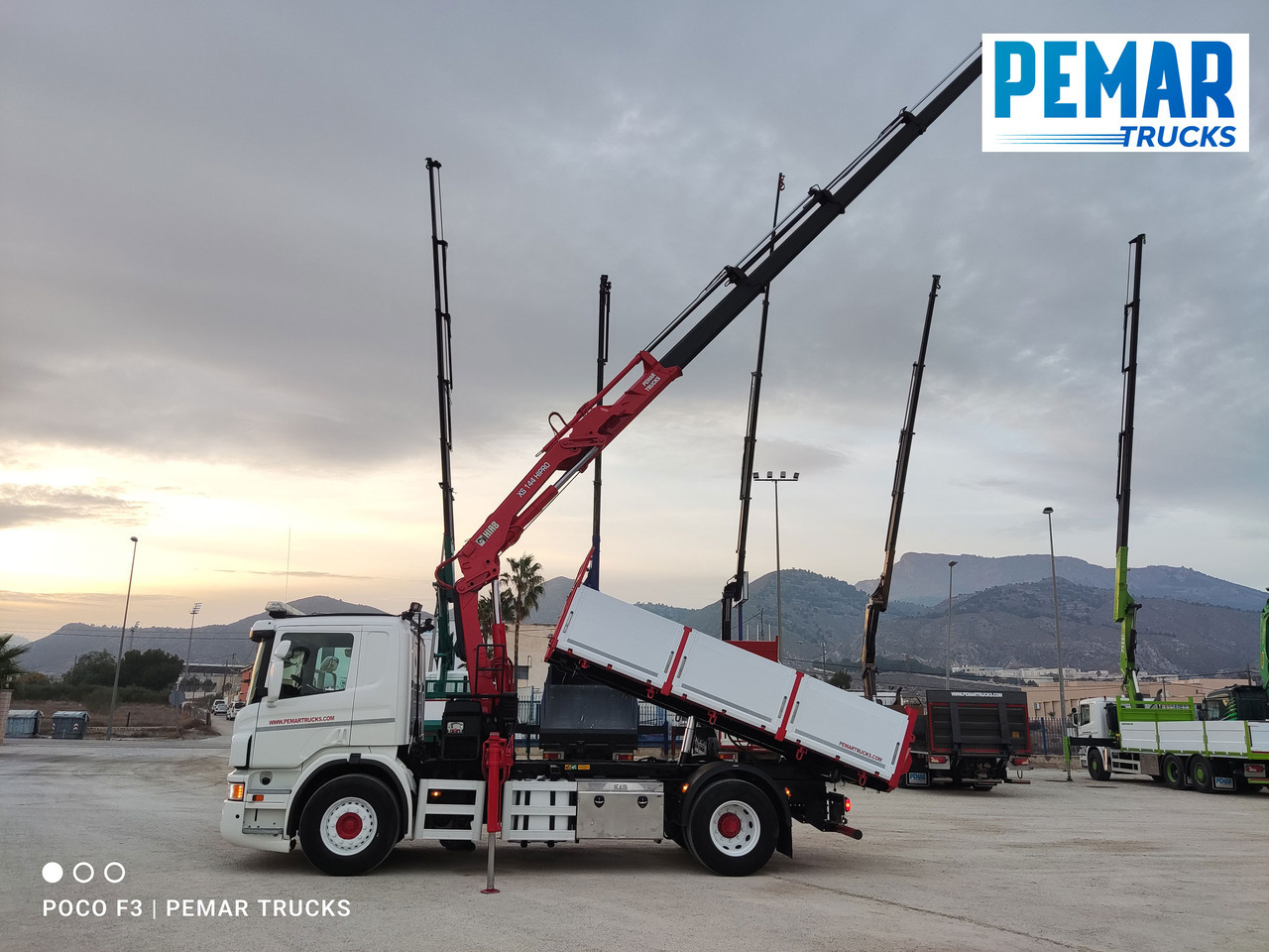 Camion grue SCANIA P 280 GRUA BASCULANTE 18T EURO 6: photos 19