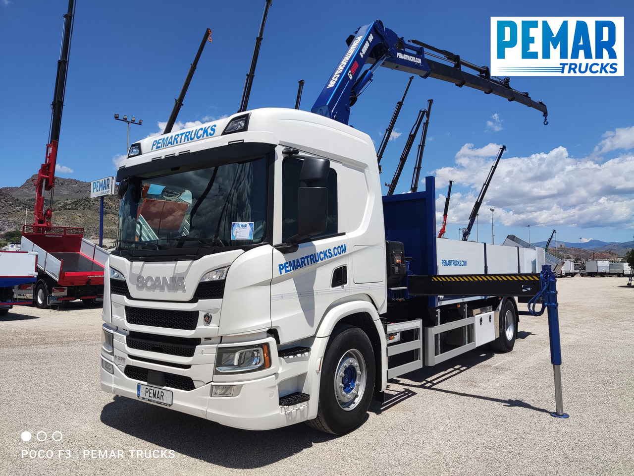 SCANIA P 370 4X2 GRUA CAJA FIJA - Camion plateau, Camion grue: photos 1 SCANIA P 370 4X2 GRUA CAJA FIJA - Camion plateau, Camion grue: photos 1