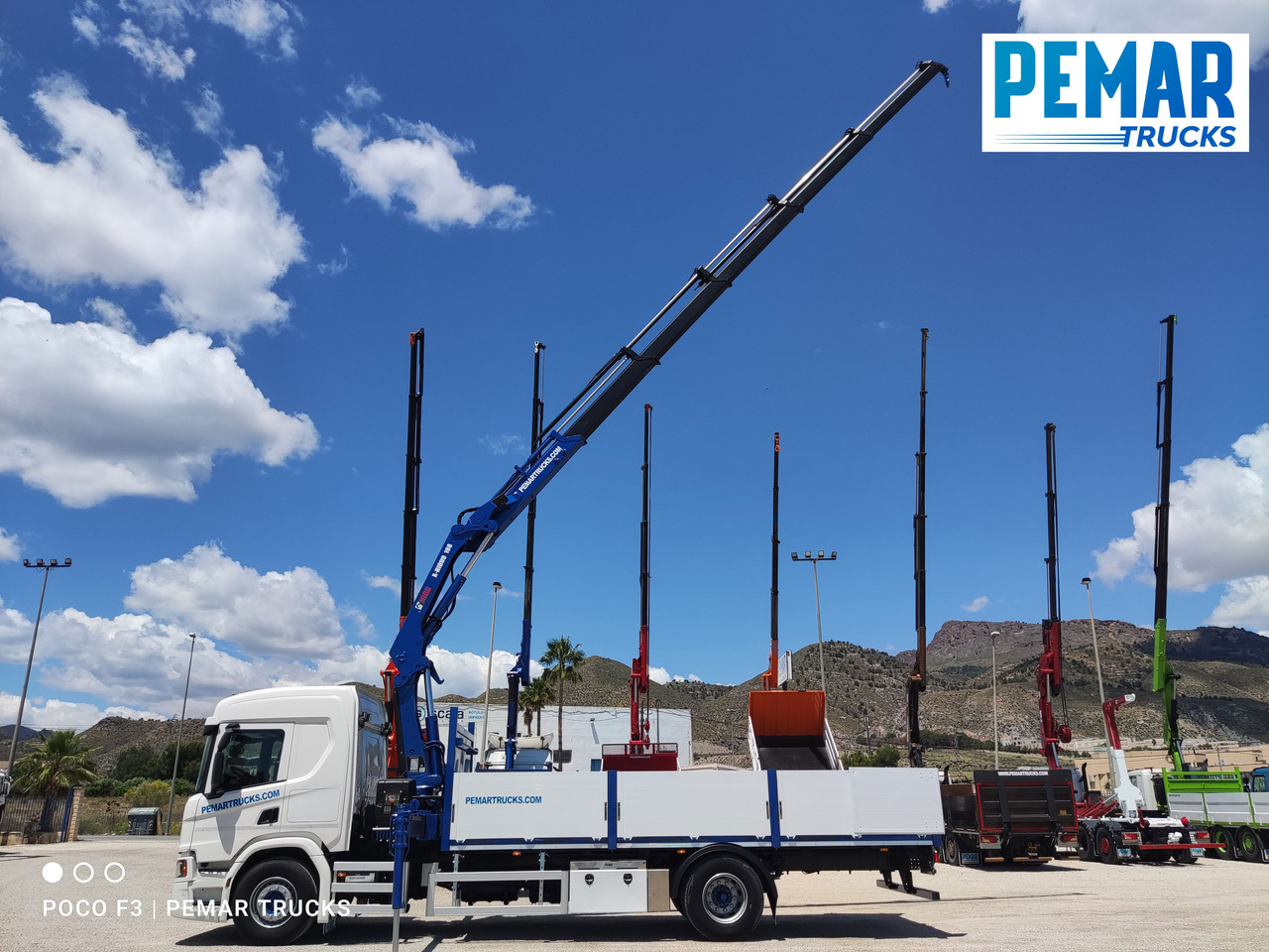 Camion plateau, Camion grue SCANIA P 370 4X2 GRUA CAJA FIJA: photos 18